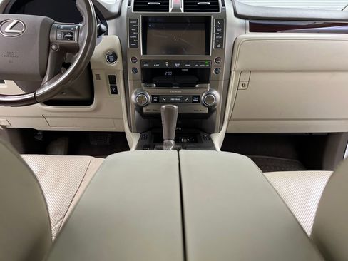 Used 2018 Lexus GX 460 Premium image 42