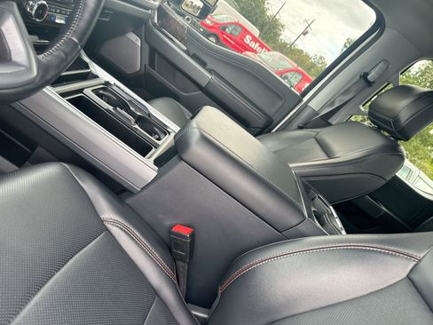 Certified 2024 Ford F450 Lariat w/ Lariat Ultimate Package image 28