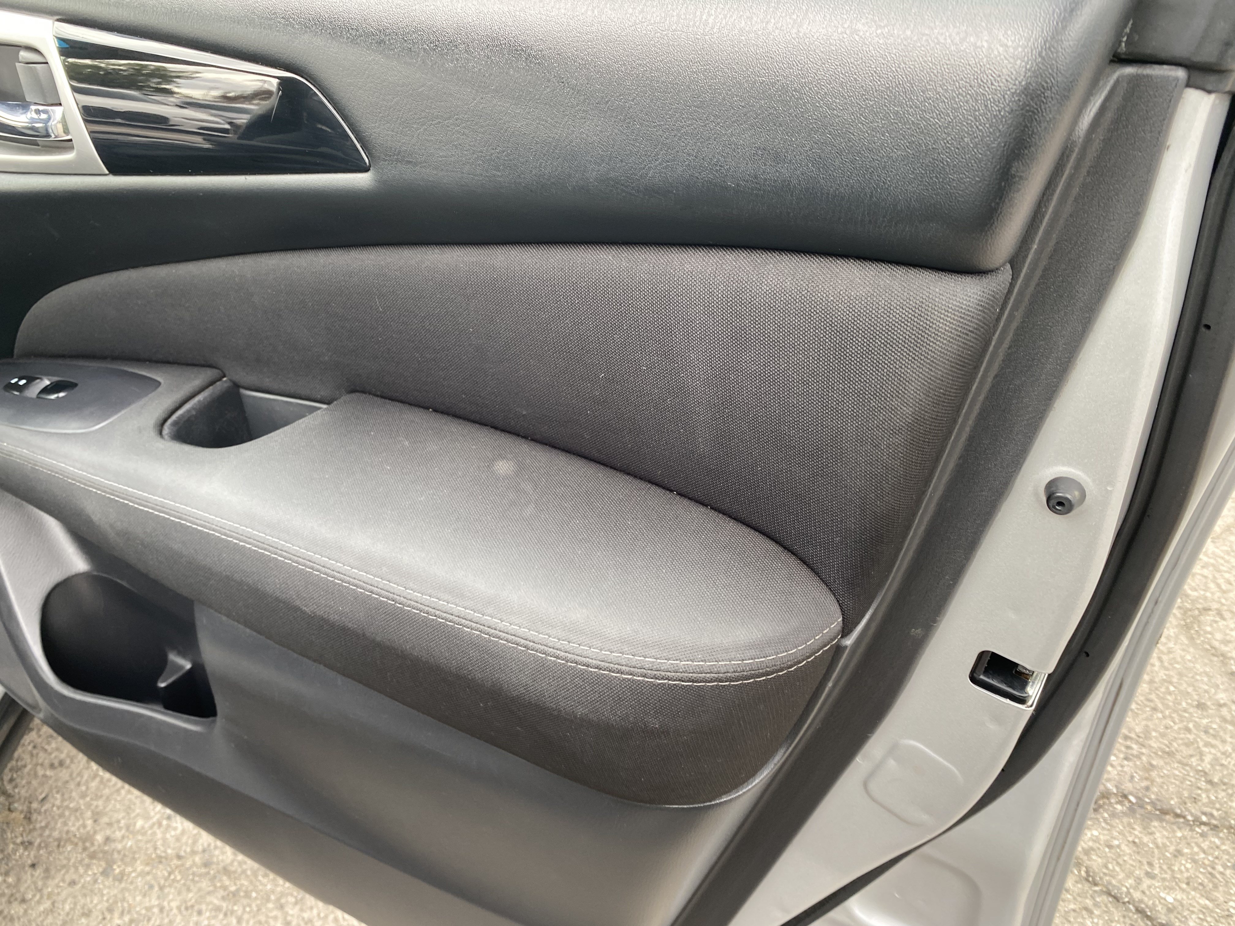 Used 2017 Nissan Pathfinder S FWD image 23