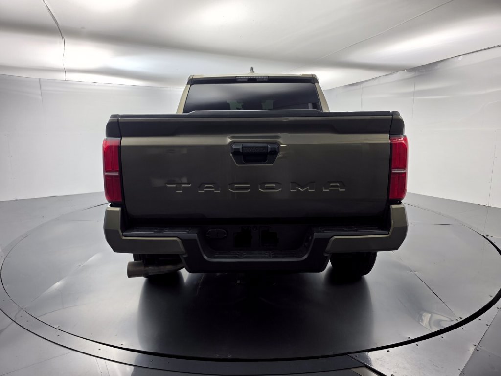 Used 2026 Toyota Tacoma TRD Sport RWD image 5