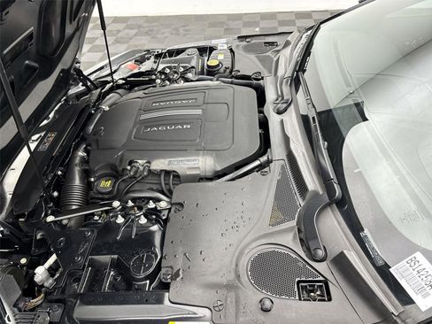 Used 2016 Jaguar F-TYPE Convertible image 20