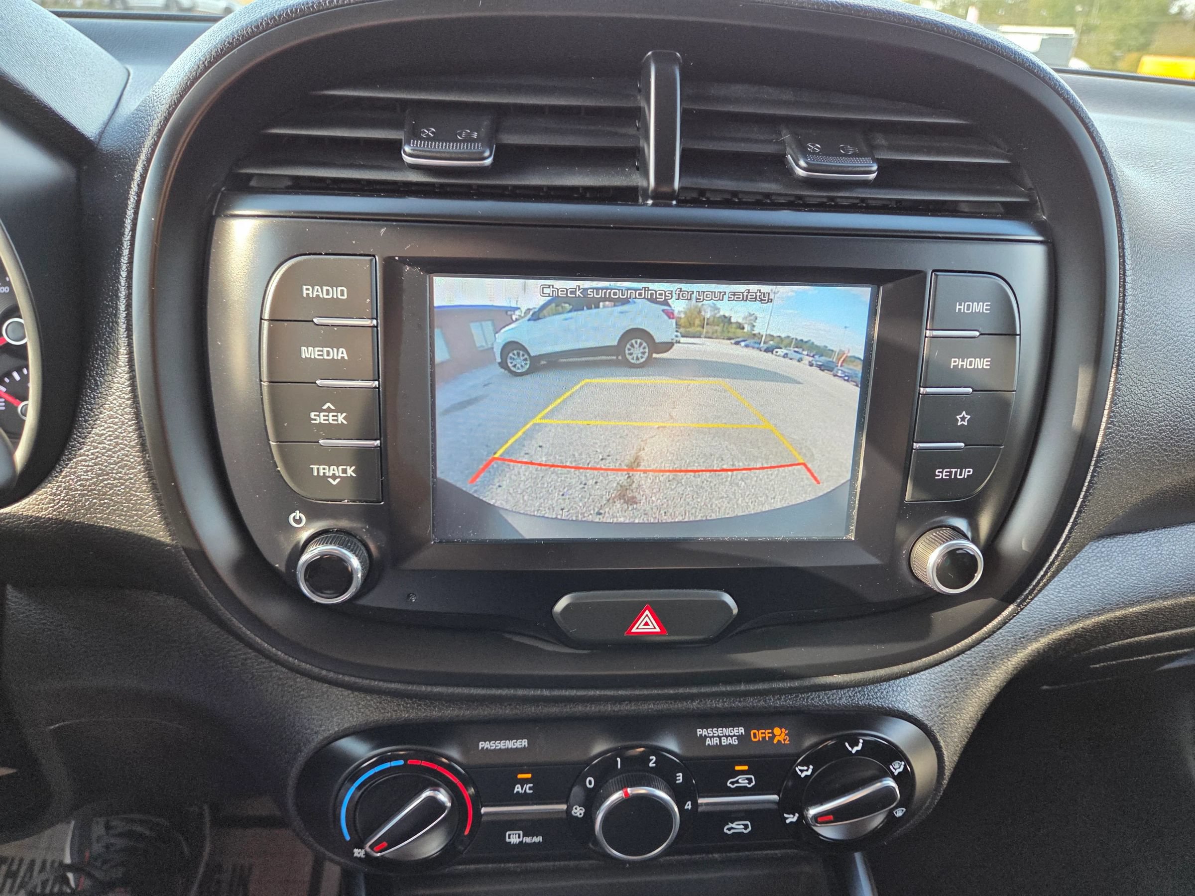 Used 2020 Kia Soul LX FWD image 27