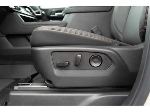 New 2026 GMC Sierra 1500 AT4 AWD/4WD image 15
