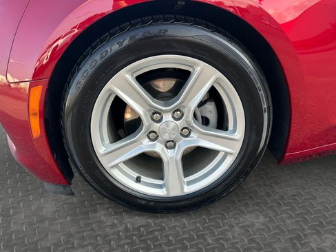 Used 2023 Chevrolet Camaro LT RWD image 9