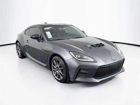 Used 2023 Toyota GR86 Premium RWD image 9