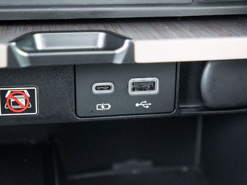 Used 2025 Lexus RX 350 w/ Convenience Package image 27