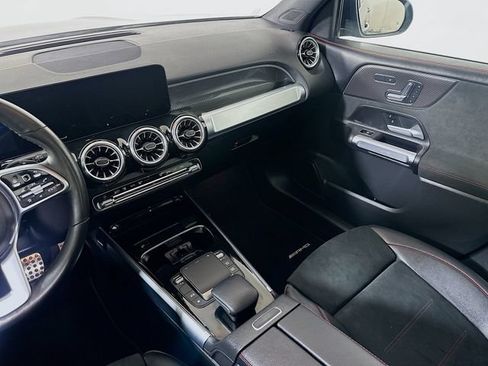 Used 2023 Mercedes-Benz GLB 250 4MATIC image 26
