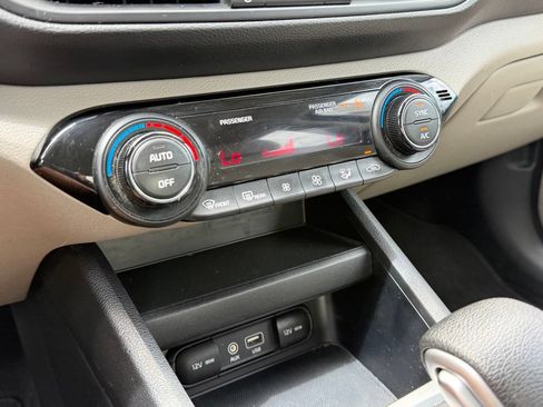 Used 2019 Kia Forte LXS FWD image 20