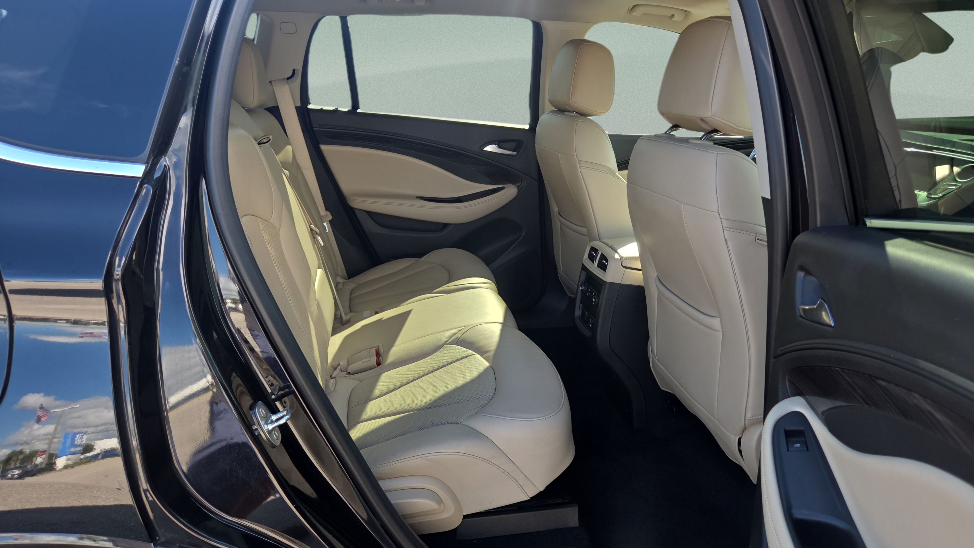 Used 2020 Buick Envision Premium AWD/4WD image 15