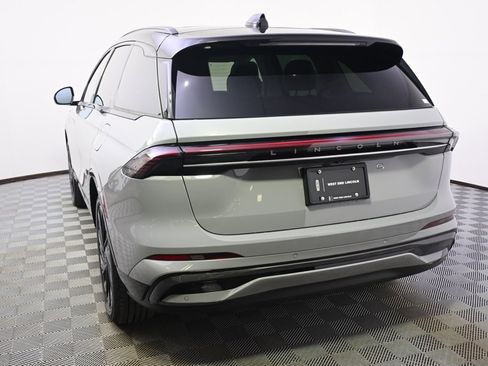 New 2026 Lincoln Nautilus Reserve w/ Jet Appearance Package image 4