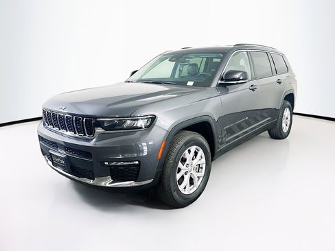 Used 2022 Jeep Grand Cherokee L Limited RWD image 3
