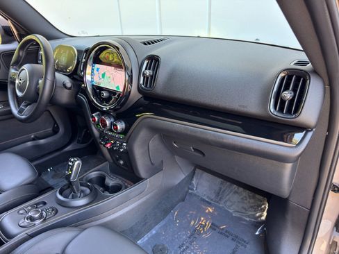 Used 2022 MINI Cooper Countryman S FWD image 14