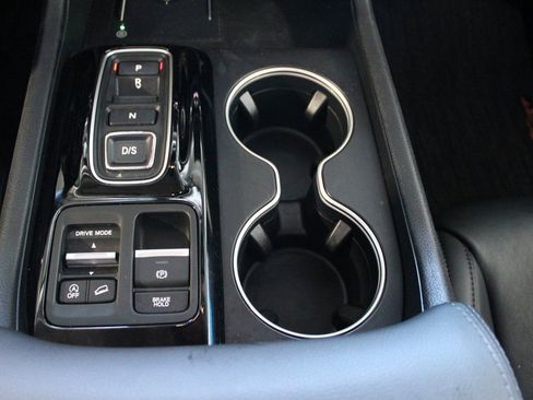 Used 2023 Honda Pilot Touring image 34