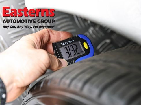 Used 2021 Tesla Model 3 Standard Range Plus image 25