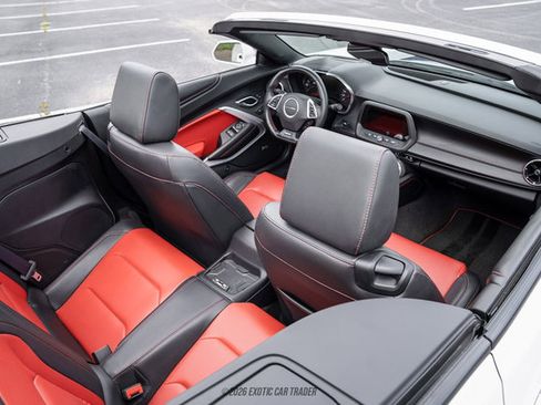 Used 2017 Chevrolet Camaro SS RWD image 85
