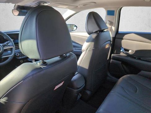 New 2026 Hyundai Elantra Limited image 16