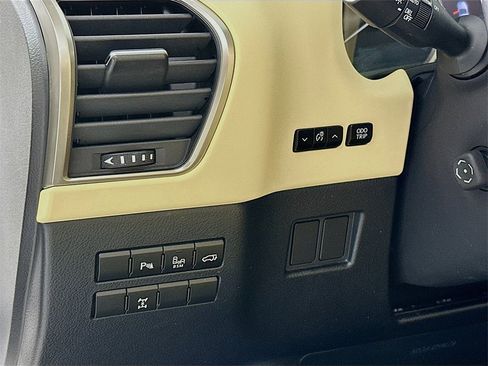 Used 2015 Lexus NX 200t 200t image 10