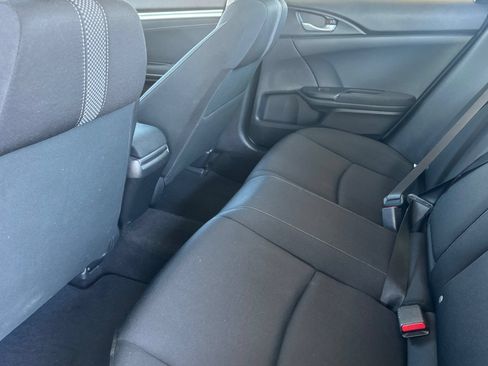 Used 2019 Honda Civic EX image 6