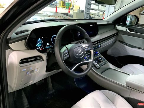 Used 2025 Hyundai Palisade SEL image 17