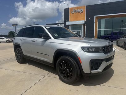 New 2026 Jeep Grand Cherokee Altitude