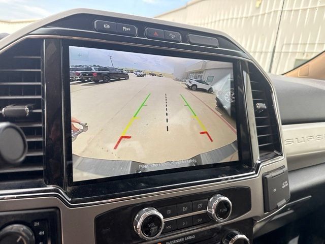 Used 2022 Ford F250 Lariat w/ Lariat Value Package AWD/4WD image 13
