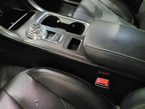 Used 2018 Ford Fusion Titanium AWD/4WD image 26