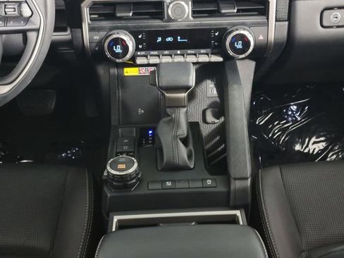 Used 2025 Toyota 4Runner Limited image 24