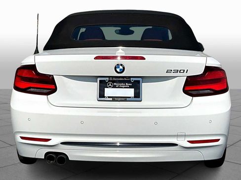 Used 2020 BMW 230i Convertible w/ Premium Package image 4