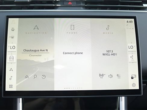 New 2026 Land Rover Range Rover SE image 23