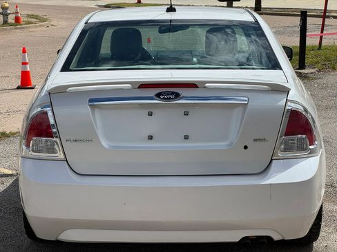 Used 2009 Ford Fusion SEL FWD image 5