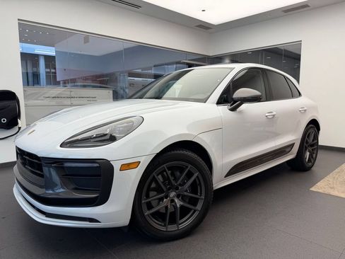 Used 2026 Porsche Macan Turbo AWD/4WD image 1