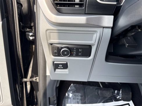 Used 2022 Ford F150 XLT w/ Equipment Group 301A Mid image 12