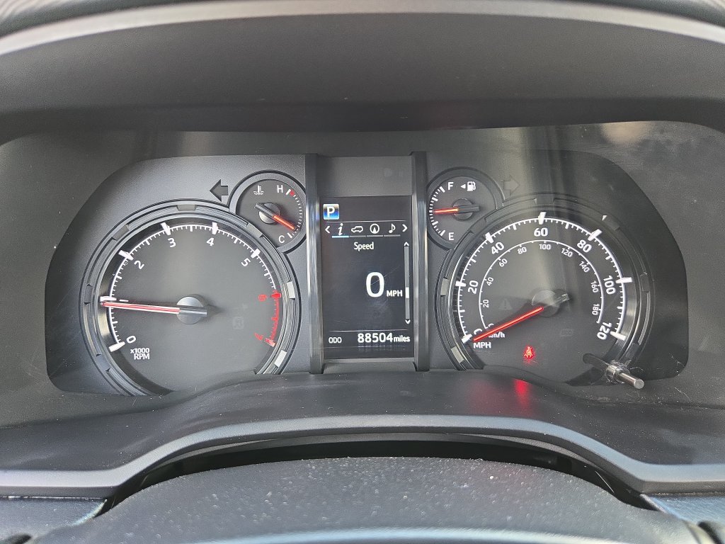 Used 2021 Toyota 4Runner SR5 Premium w/ Moonroof Package AWD/4WD image 22