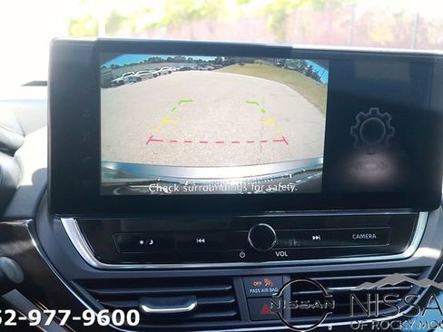 Certified 2024 Nissan Altima 2.5 SR w/ SR Premium Package FWD image 26
