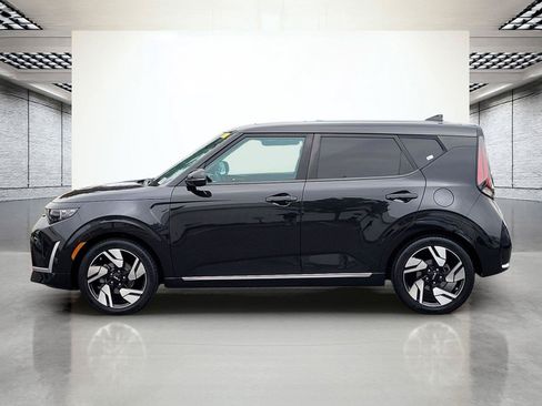 Used 2023 Kia Soul GT-Line FWD image 9