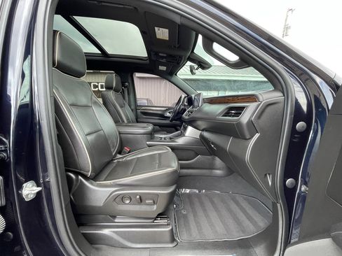 Used 2021 Chevrolet Tahoe Premier w/ Premium Package image 20