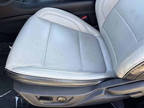 Used 2024 Ford Mustang Premium image 20