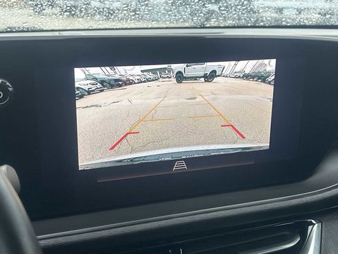 Used 2024 Buick Envista Sport Touring w/ Convenience I Package image 13