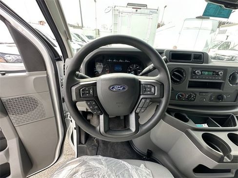 New 2024 Ford E-450 and Econoline 450 Super Duty w/ Power Windows & Locks Group image 27