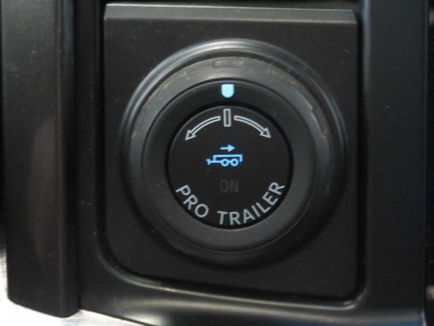 Used 2021 Ford F150 Lariat w/ Equipment Group 502A High AWD/4WD image 41