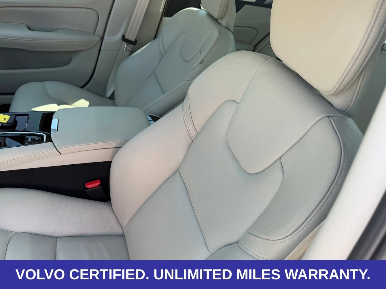 Certified 2024 Volvo S60 T8 Plus w/ Climate Package AWD/4WD image 32