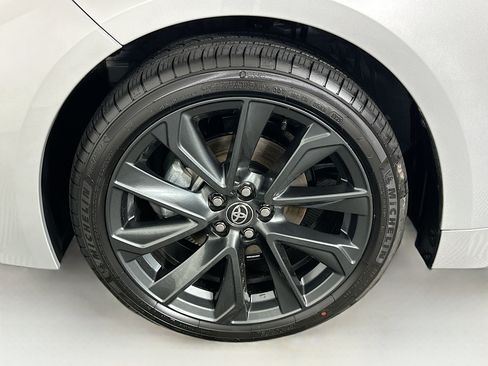 Used 2026 Toyota Corolla SE FWD image 11