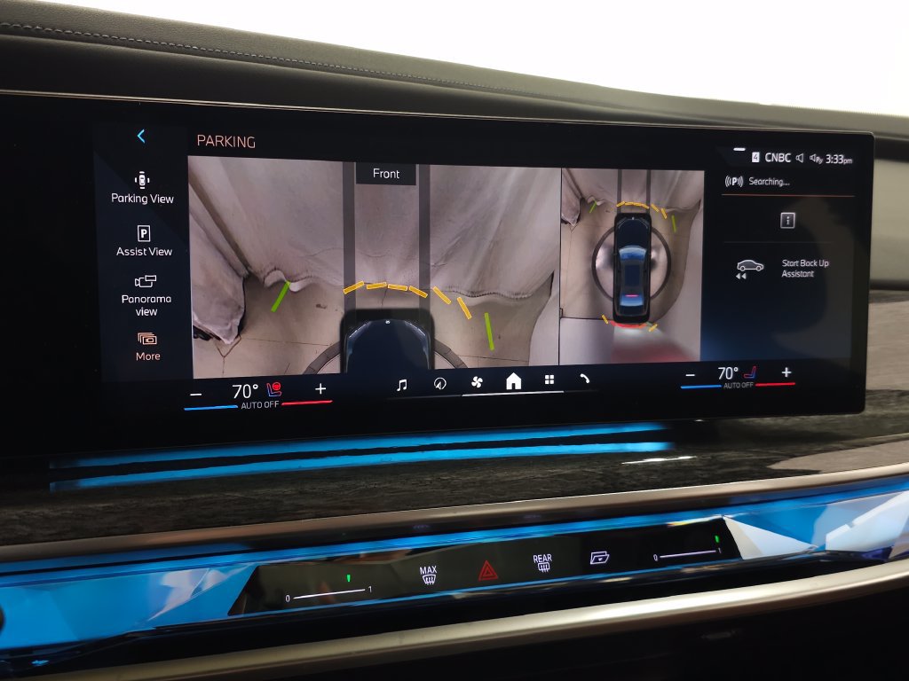 Used 2023 BMW 760i xDrive AWD/4WD image 36
