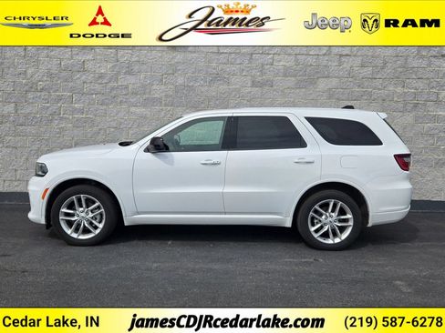 Used 2025 Dodge Durango GT AWD/4WD image 2
