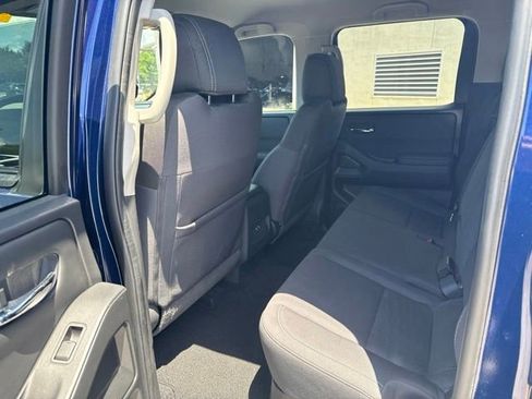 Used 2022 Nissan Frontier SV w/ Technology Package RWD image 19