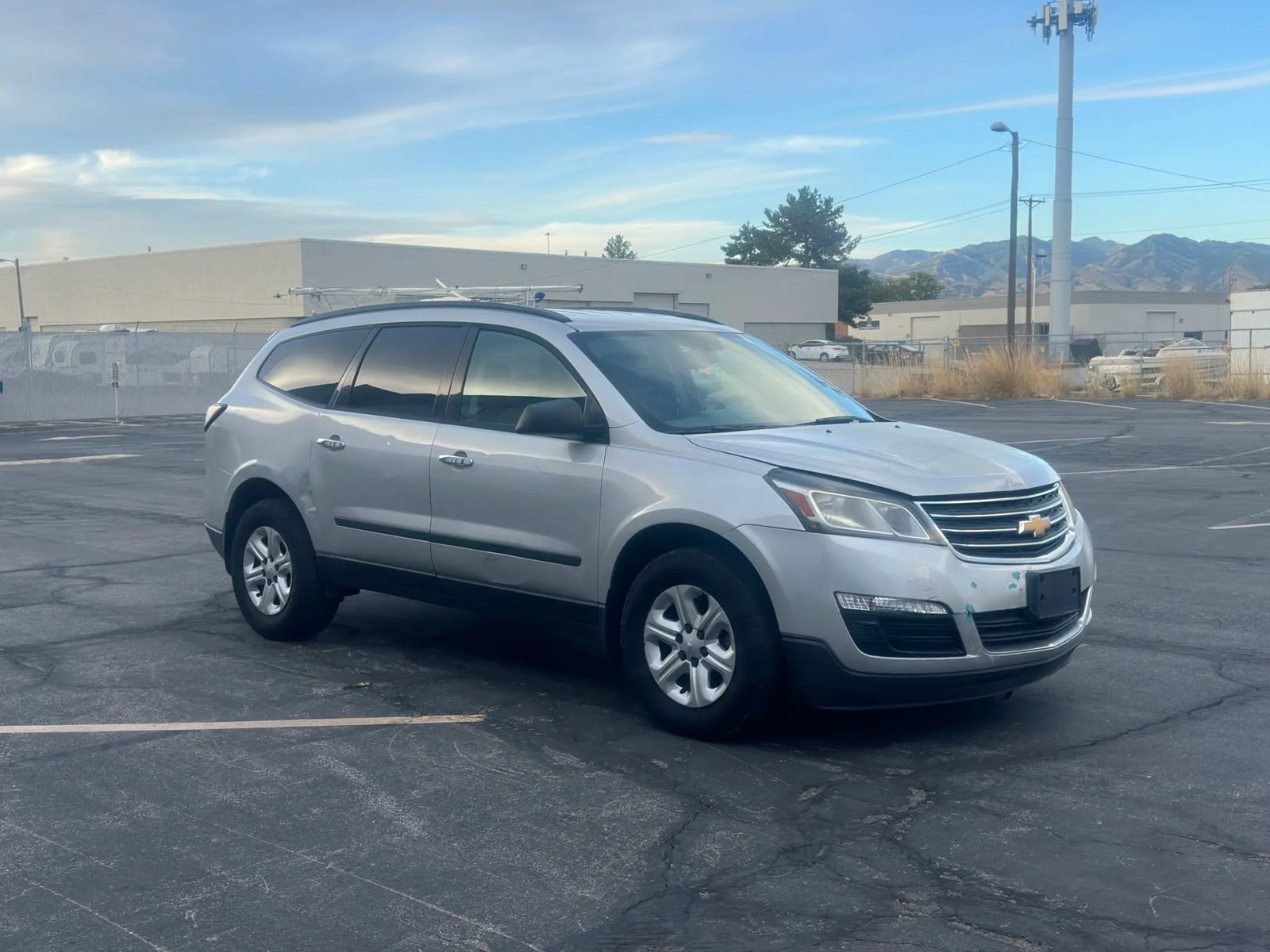 Used 2015 Chevrolet Traverse LS FWD image 7