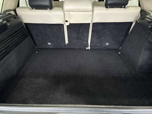 Used 2019 Land Rover Range Rover HSE image 24