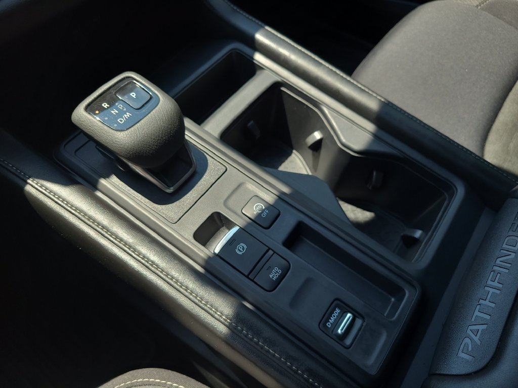 Certified 2025 Nissan Pathfinder S FWD image 23