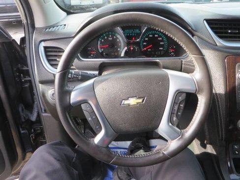 Used 2016 Chevrolet Traverse LT w/ Style and Technology Package image 45