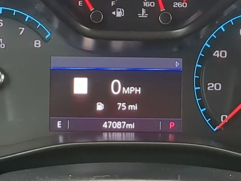 Used 2022 Chevrolet Colorado Z71 w/ Safety Package image 21